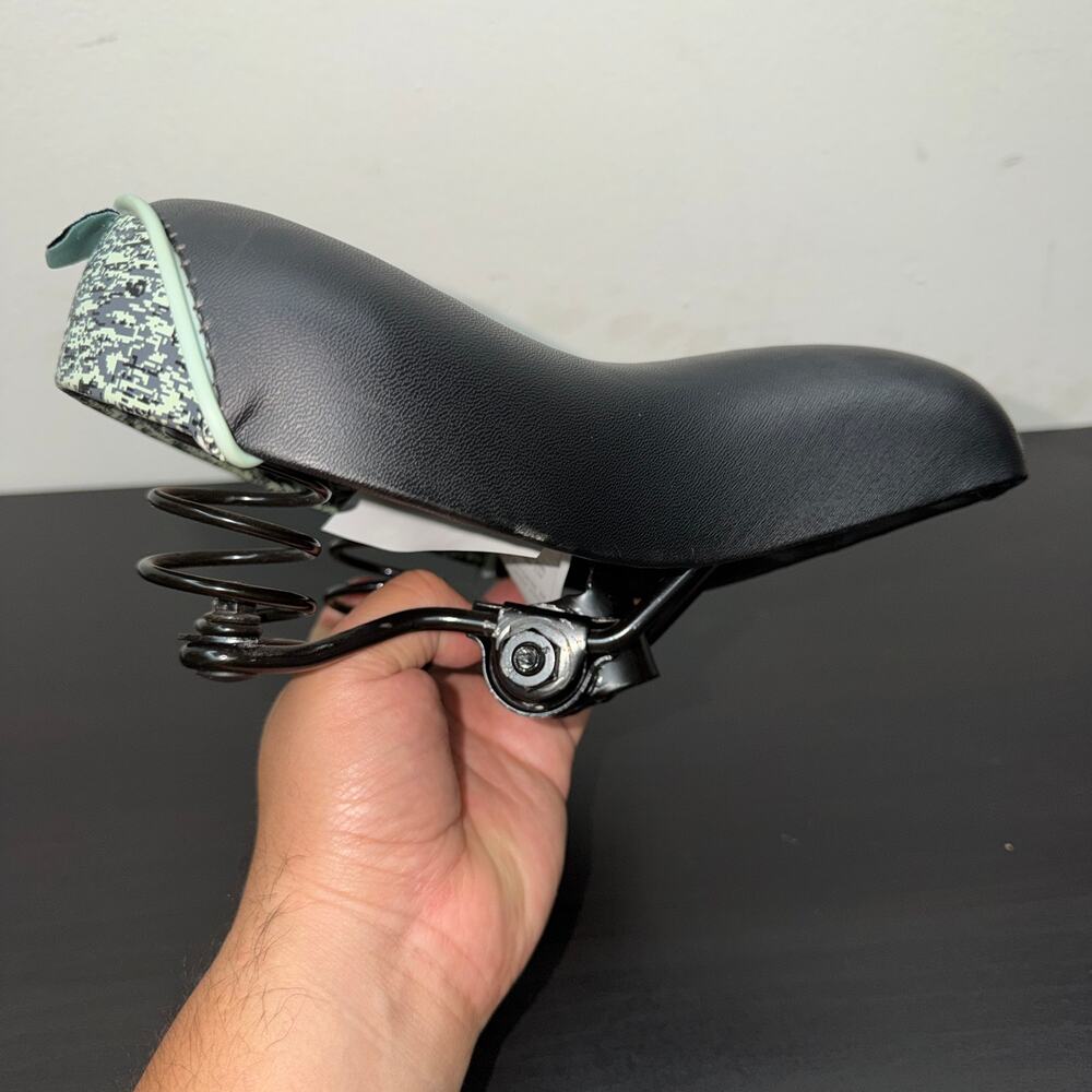 Huffy Cranbrook Bicycle Seat Saddle Comfort Padded Dual Spring Mint Digital Camo